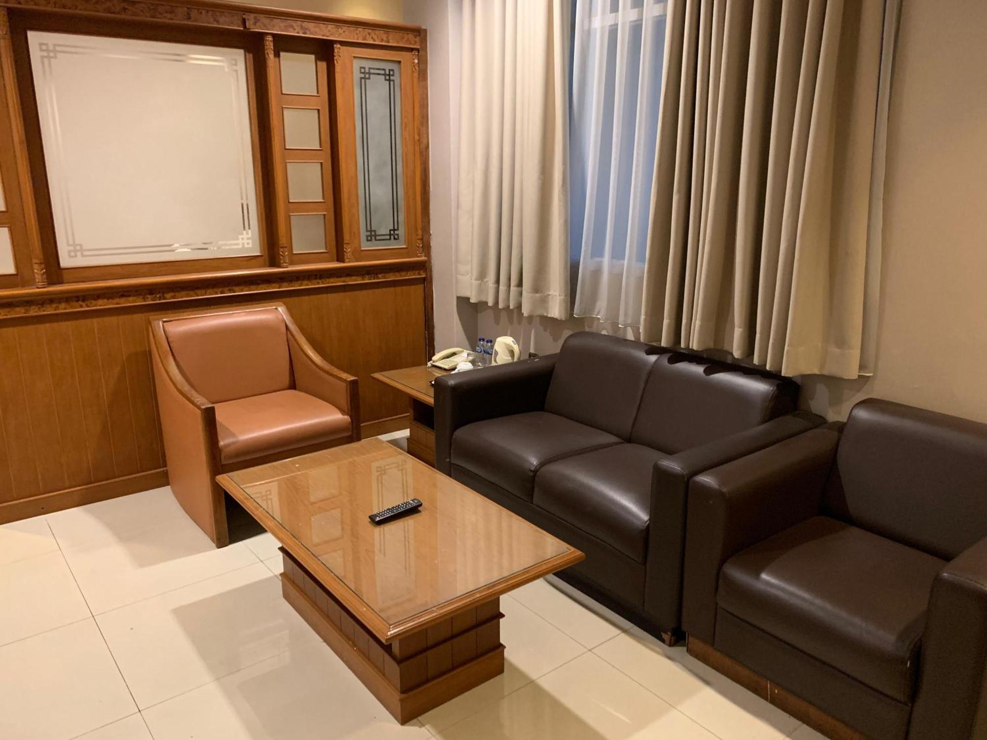 Enhaii Hotel
