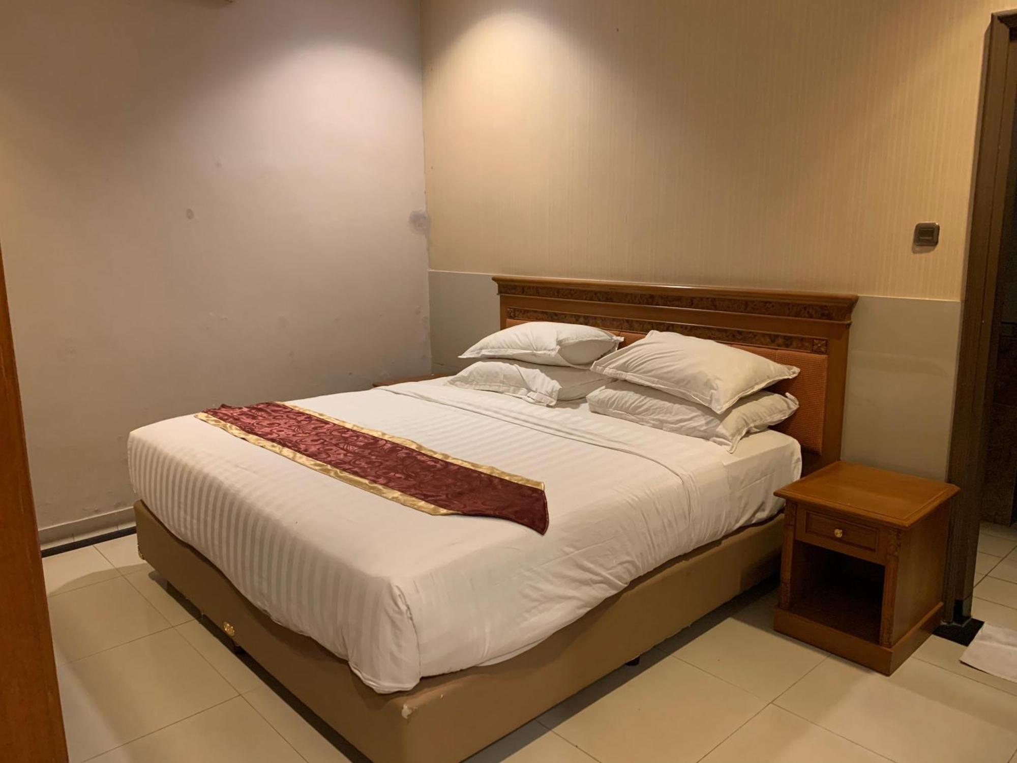 Enhaii Hotel