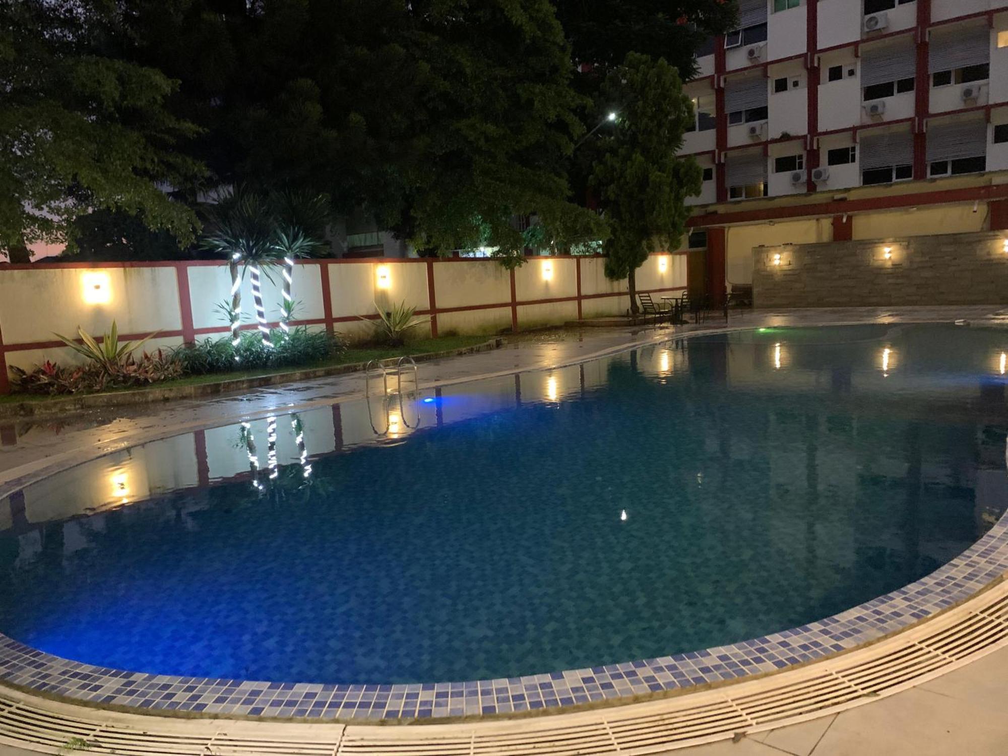 Enhaii Hotel 2*